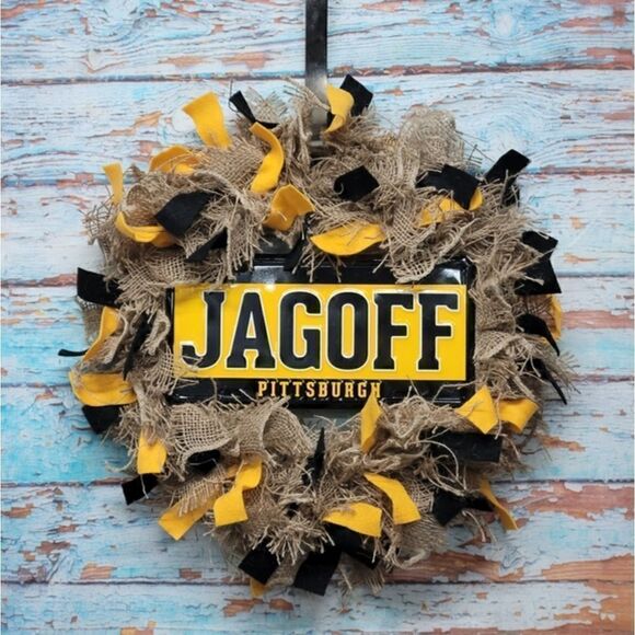 Pittsburgh Steeler Jagoff Black and Gold Rag Wreath - Picture 1 of 5